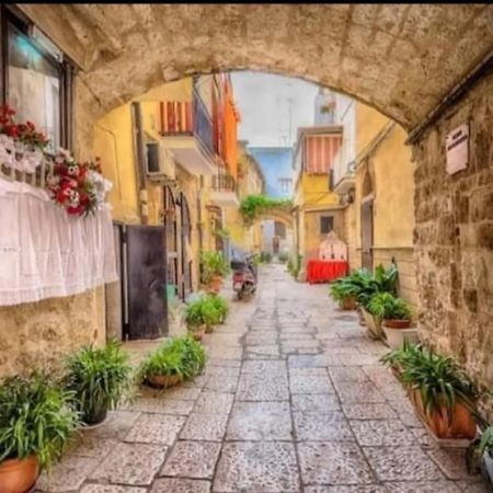 L'Incanto Del Borgo Antico- Locazione Turistica บารี ภายนอก รูปภาพ
