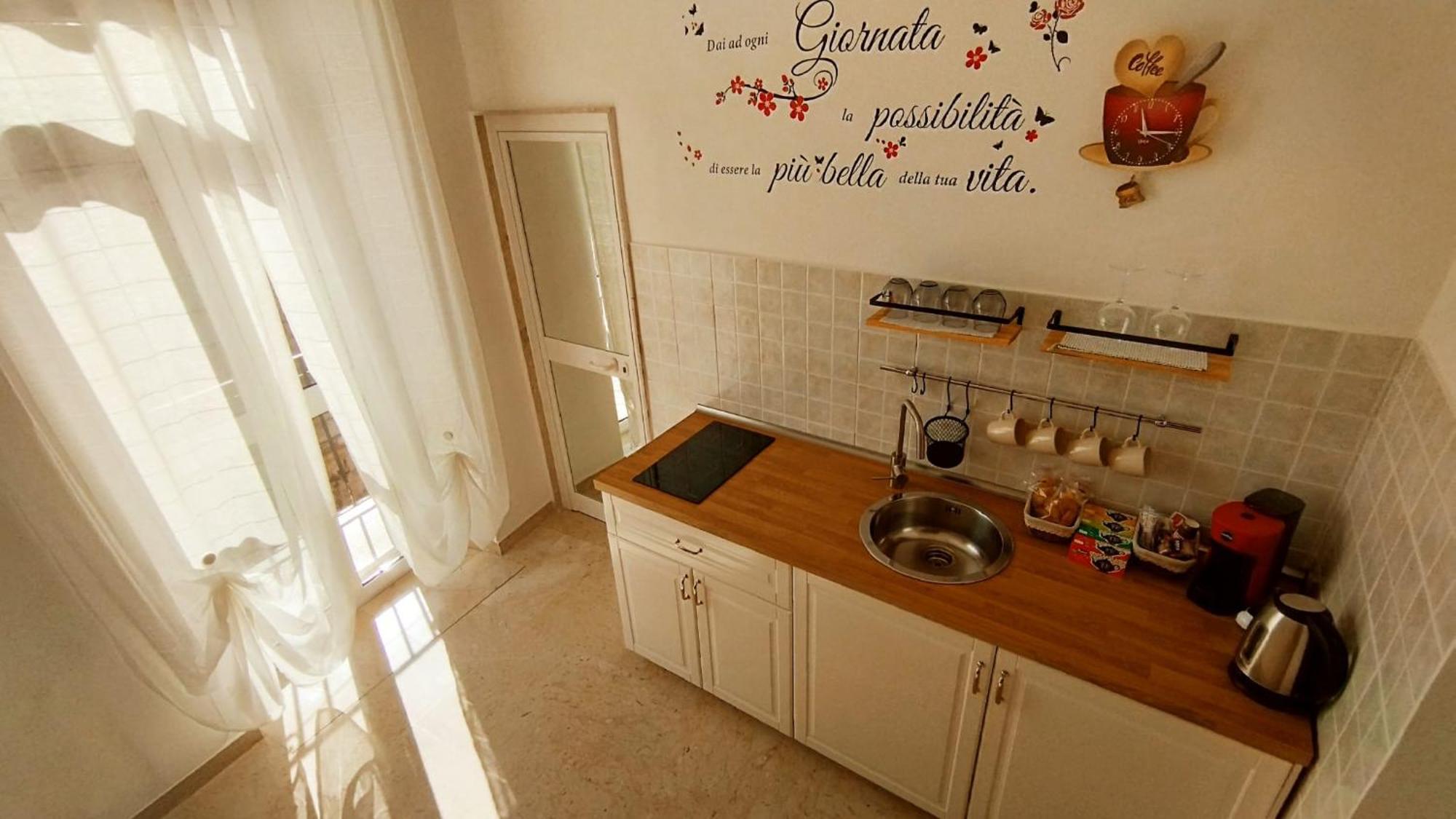 L'Incanto Del Borgo Antico- Locazione Turistica บารี ภายนอก รูปภาพ