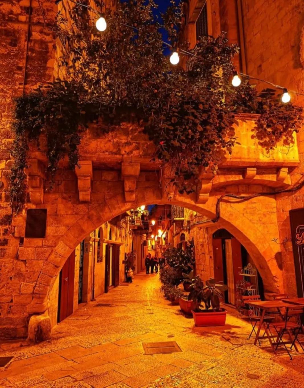 L'Incanto Del Borgo Antico- Locazione Turistica บารี ภายนอก รูปภาพ